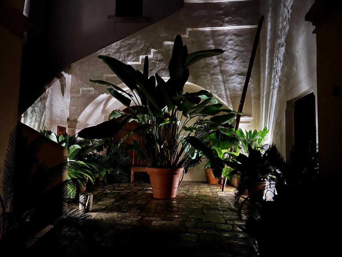 Palazzo Donna Titi Bed and Breakfast Nardò Eksteriør billede